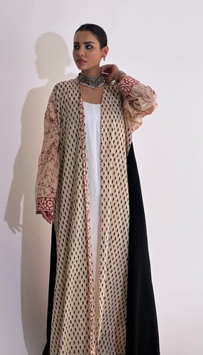 عبايه ساري 3 - كلوش