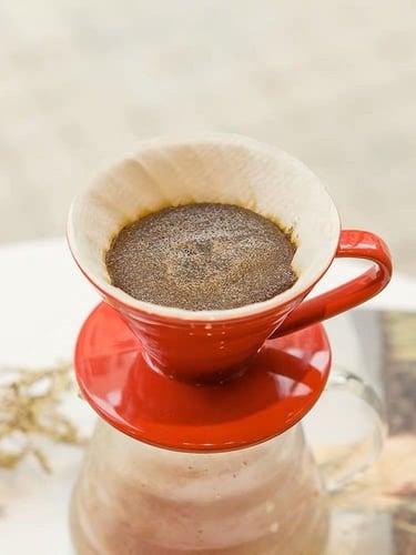 قمع V60 سيراميك متعدد الاحجام والالوان