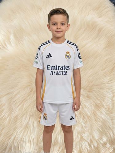 طقم نادي ريال مدريد 2026 رقم 9 شبابي