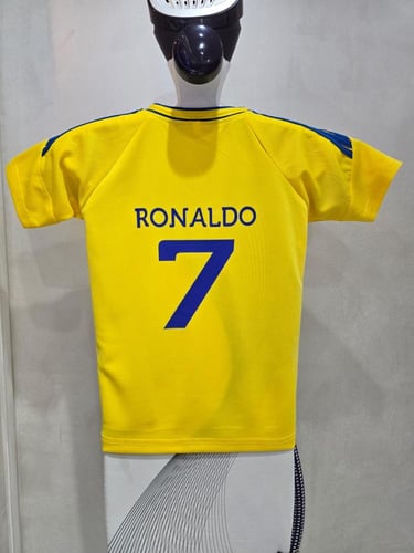 طقم نادي النصر اصفر اطفال رقم 7 محلي