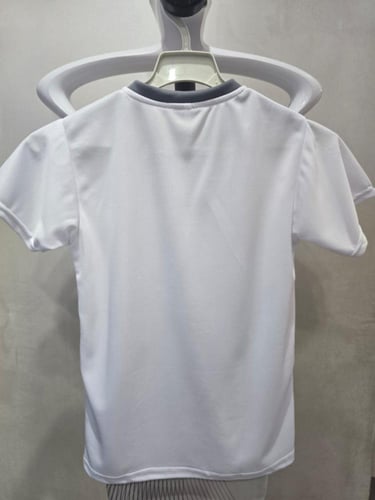 تيشيرت ابيض رصاصي شبابي