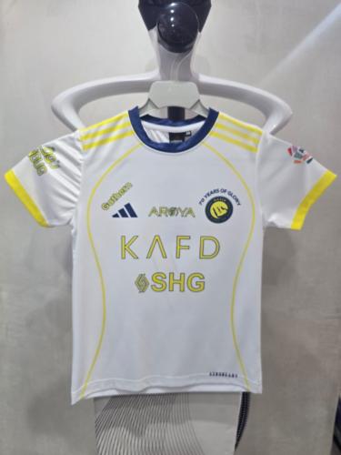 طقم نادي النصر 2026 ابيض رقم 7 شبابي