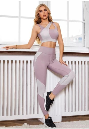 صدرية رياضية نسائية