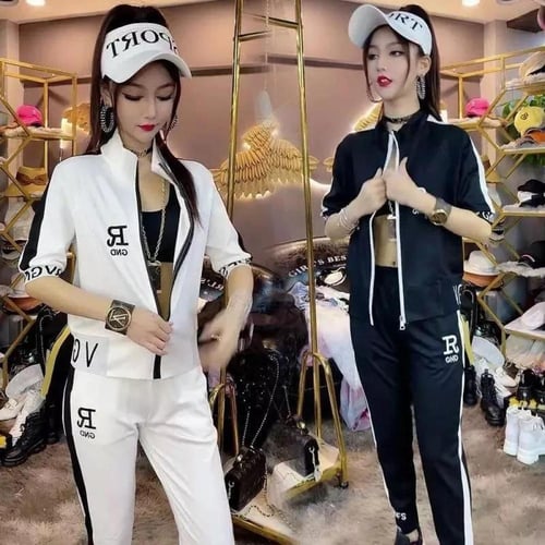 جاكيت رياضي نسائي اسود