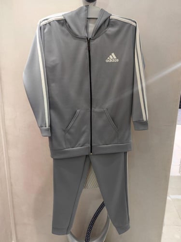 تيشيرت ابيض رصاصي شبابي