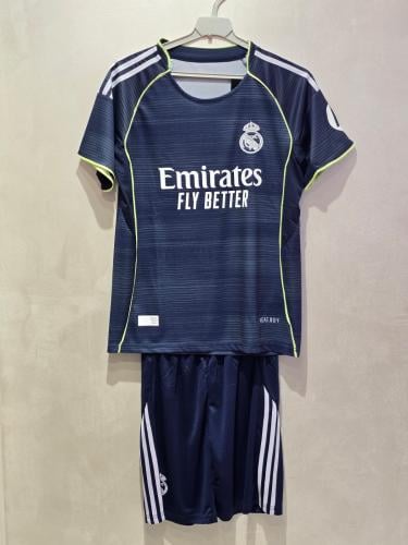 طقم نادي ريال مدريد اسود 2026 رجالي