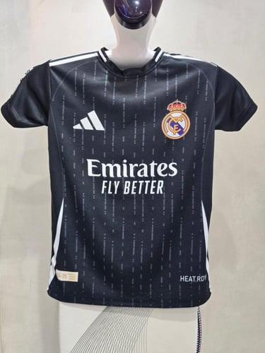 طقم نادي ريال مدريد اسود رقم 9 بنجلاديشي