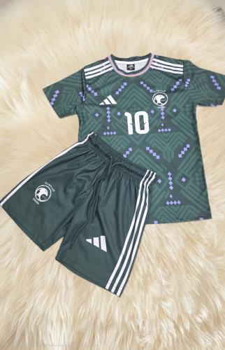 طقم المنتخب السعودي 2026 اخضر شبابي