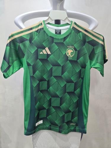 طقم المنتخب السعودي 2026 رقم 10 شبابي