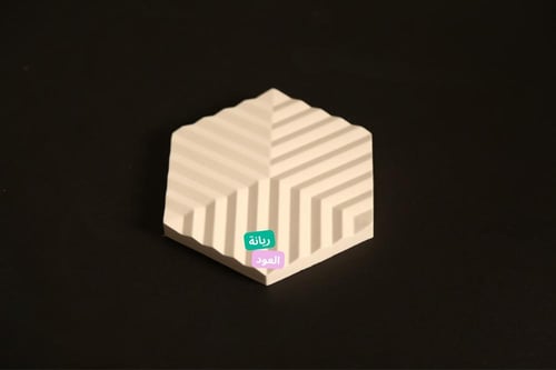 طقم كوسترات مع قاعدة مصنوع من الجبس الفرنسي