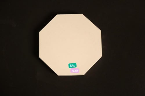 طقم كوسترات مع قاعدة مصنوع من الجبس الفرنسي