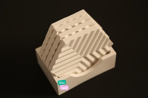 طقم كوسترات مع قاعدة مصنوع من الجبس الفرنسي