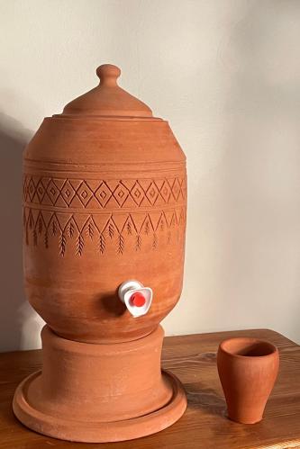 زير منحوت كلاسيكي منحوت بتصميم تراثي ٧ لتر