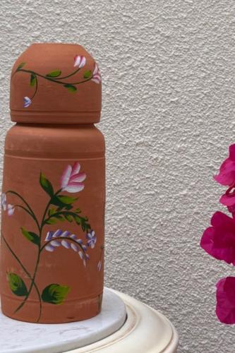 مق فخار ( قنينه ماء ) تربه المدينة المنورة