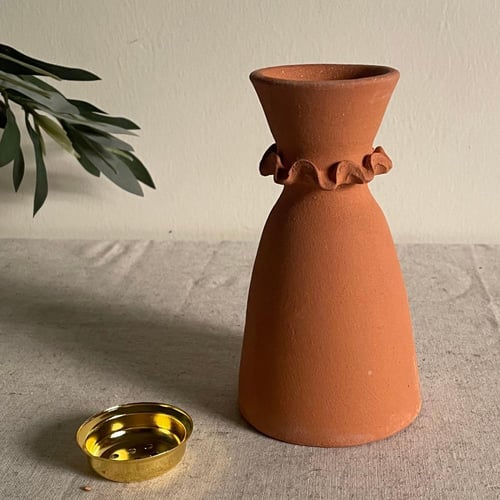 مبخرة مصنوعة من الفخار الطبيعي