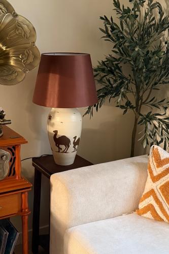 اباجورة فخار بطابع تراثي