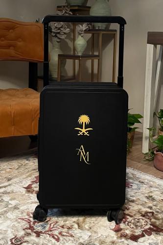 شنطه سفر مقاس ٢٠ اسود