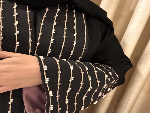 عباية لؤلؤه