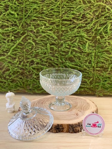 ستاند زجاجي