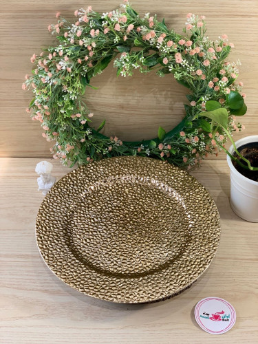 صحن بلاستيك كبير