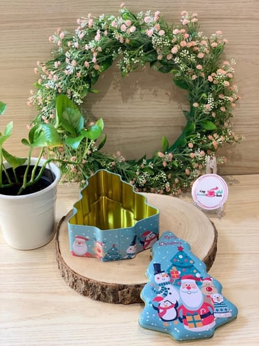 علبة معدنية