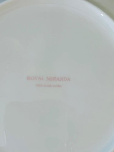 صحن تقديم فاخر