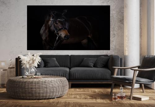 لوحتين والثالثه مجانا