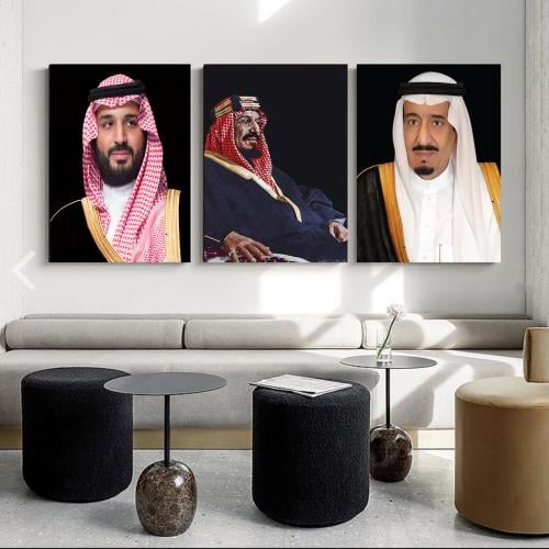 ثلاث لوحات للمؤسس والملك وولي العهد
