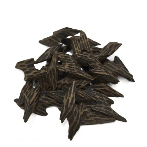 مبخرة الكترونيه مع 3 تولات عود