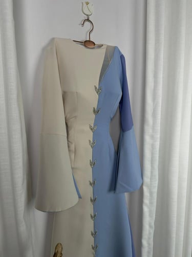 فستان ناعم متناقض الالوان