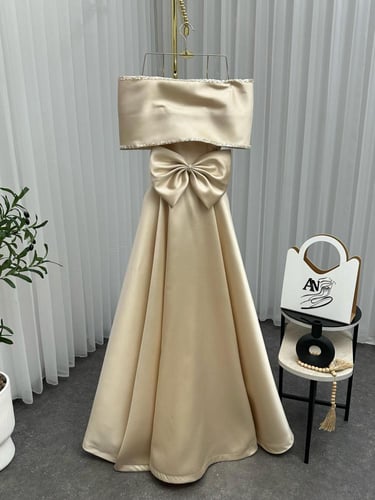 فستان سهرة بيج مميز