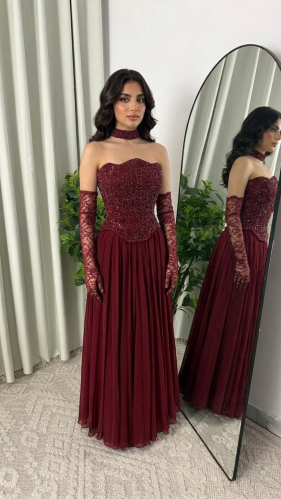 فستان سهرة عودي بتصميم مميز