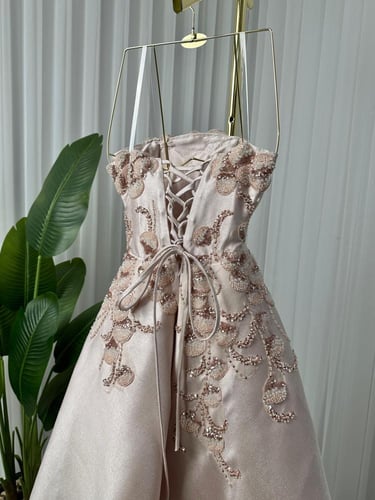 فستان وردي سهرة مميز بشك يدوي