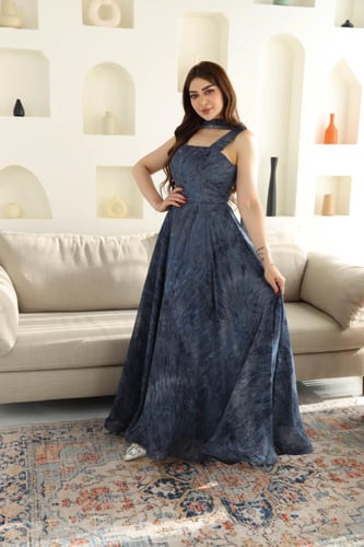 فستان ناعم بطبعات مميزة