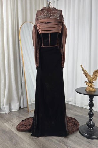 فستان سهرة انيق بلمسات دانتيل