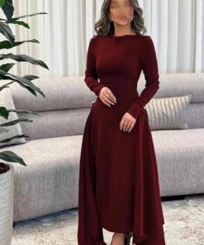 فستان برغاندي ناعم بياقة سابرينا