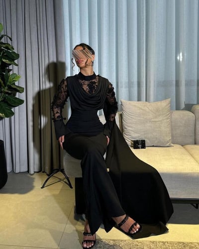 فستان اسود بوشاح انيق
