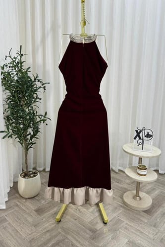 فستان سهرة عودي بتصميم مميز