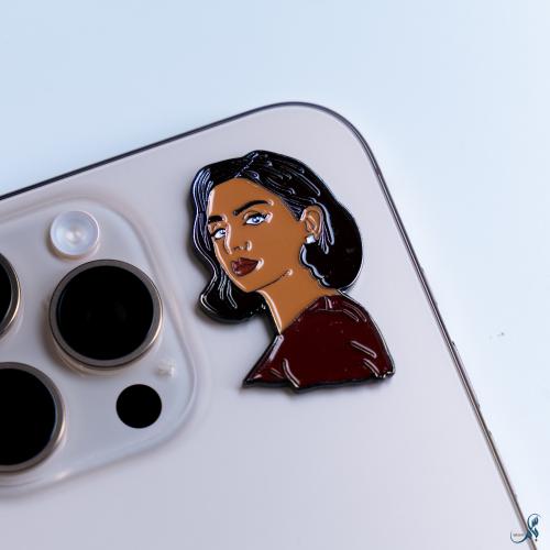 ملصق معدني أنغام