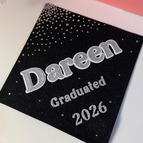 قبعة التخرج 2026 مع لؤلو