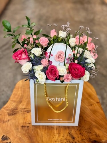 بوكيه ورد مع شوكلت