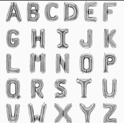 بالون الحروف الطائرة الفضي