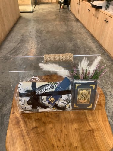 ستاند الصلاة اكريليك