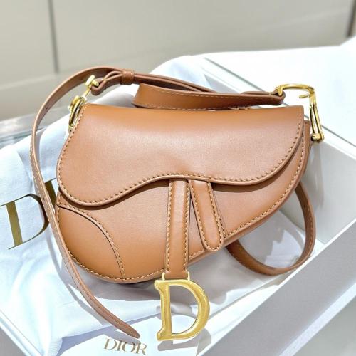 Dior saddle