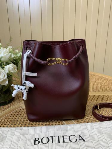 Andiamo Bucket