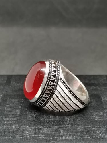 اخاتم الفضة بحجر عقيق يماني أحمر بصياغة عباسي R عي...