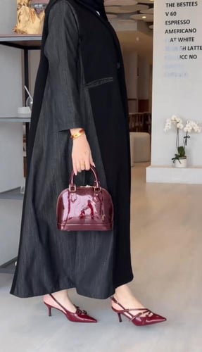 عباية لجين