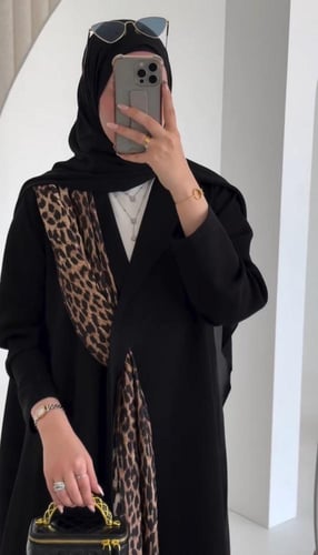 عباية تايقر