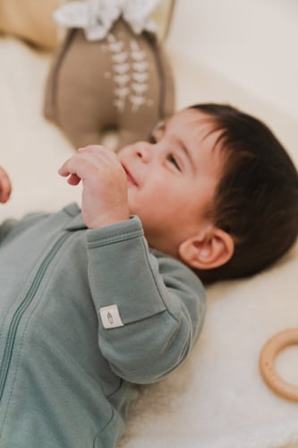 بدلة نوم بأقدام مفتوحة قطن عضوي | Trooper