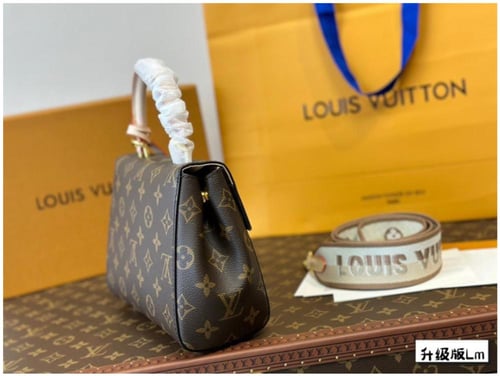 شنطة لويس فيتون كلوني